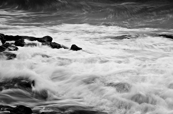 Blowing Rocks 10-BW